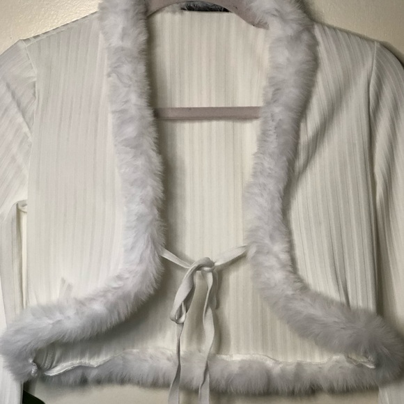 Shirt🤩 - Picture 3 of 4